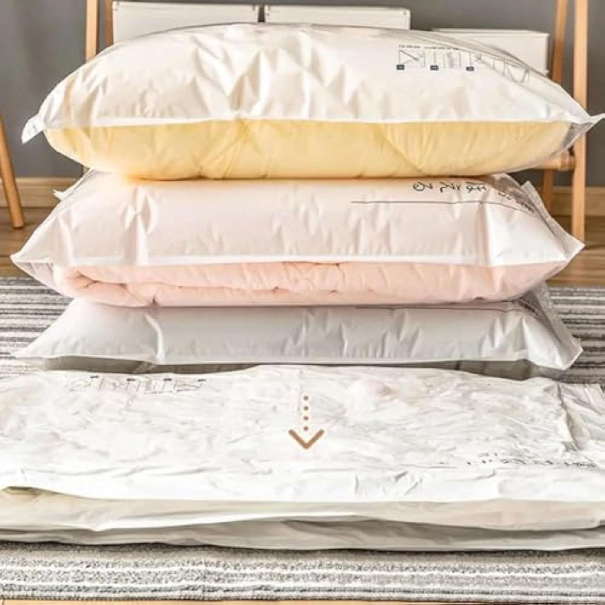 Vacuum Compression Storage Bags for Efficient Home Storage